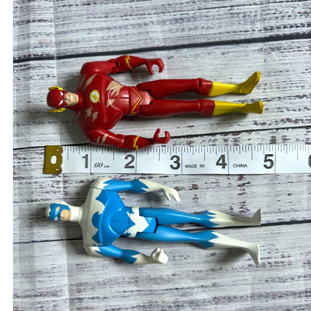 Mattel Justice League Action Figures Blue Flash and Ice Set - Picture 4 of 4